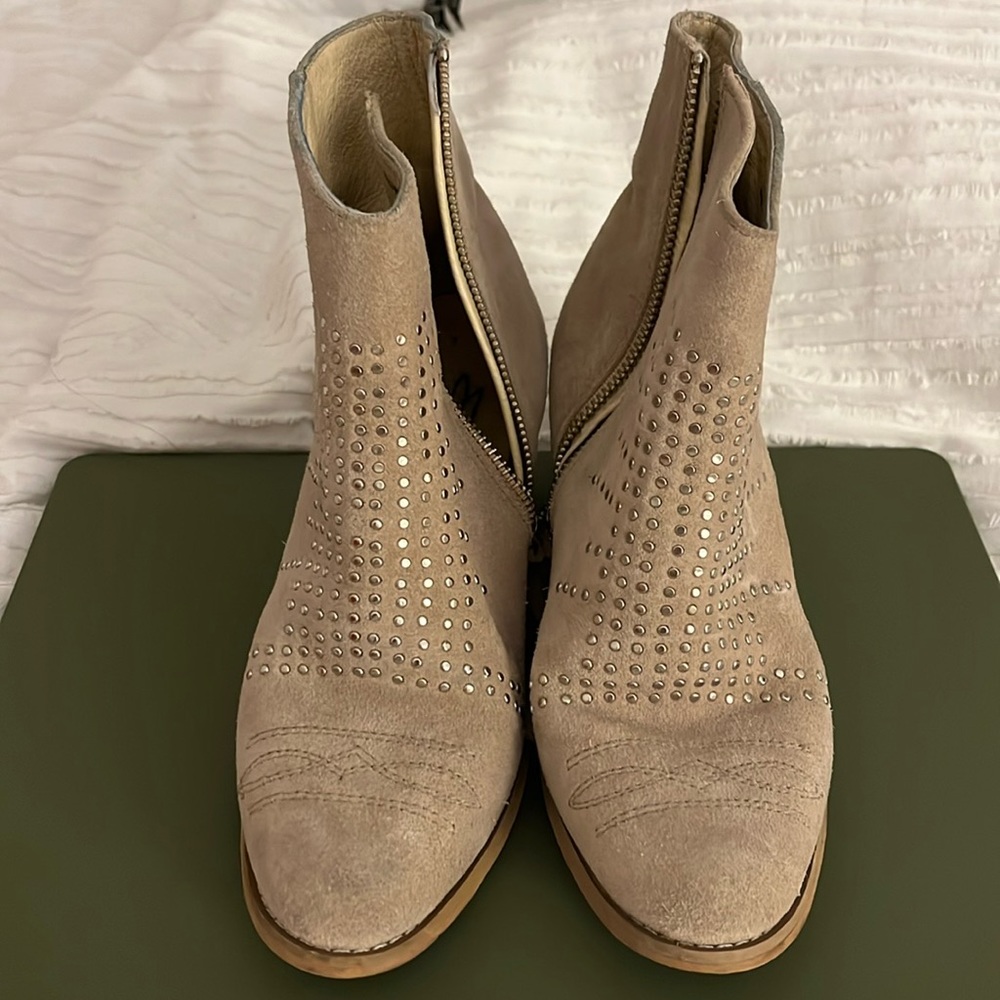 Sole Child suede booties